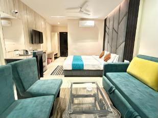 Suite Living Area